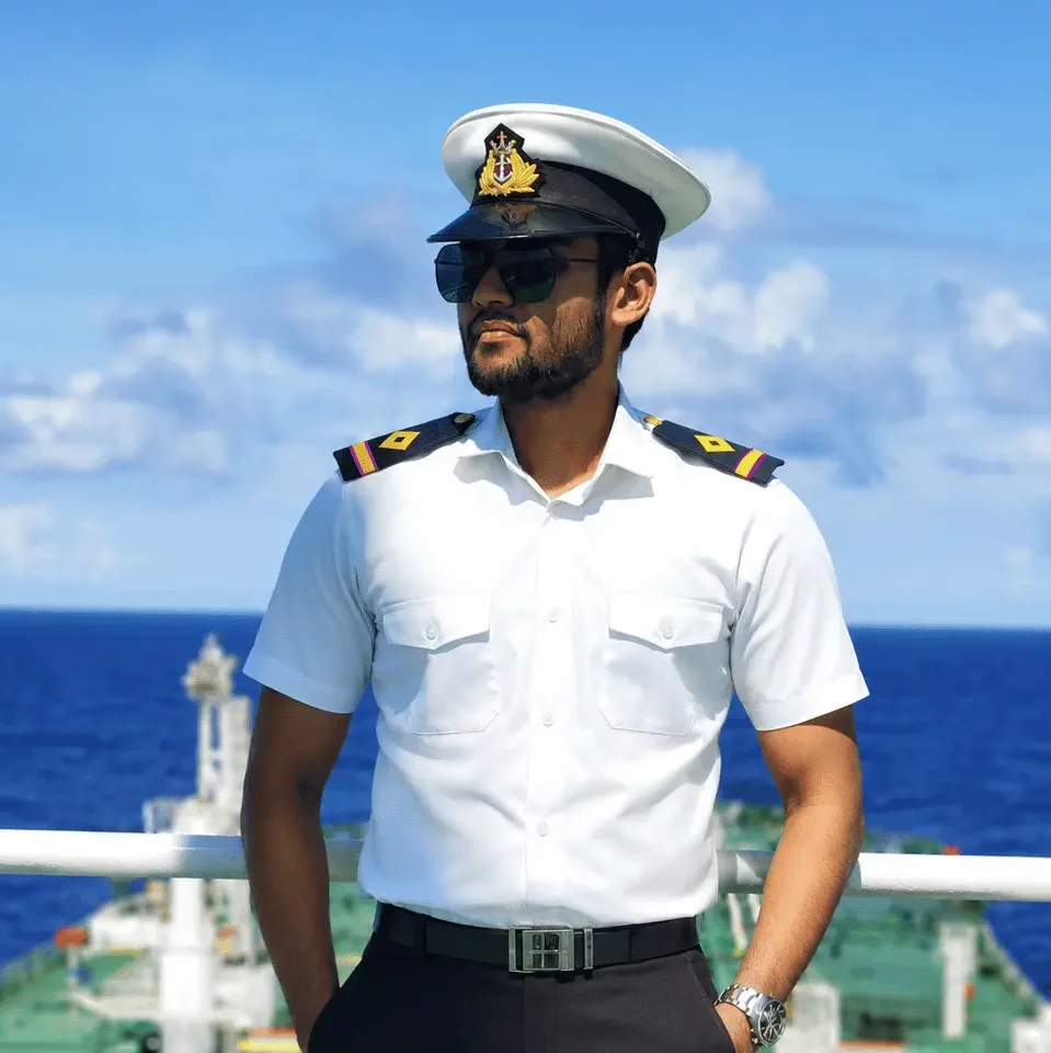 AKSHAY RAJ sir, working with NauTutor and executive ship mangament